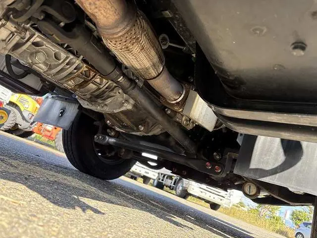いすゞ エルフ TRG-NHS85A(4WD)の写真26