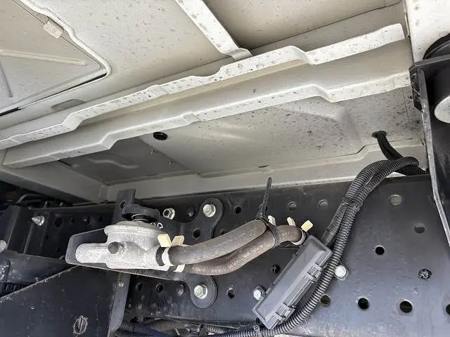 いすゞ エルフ TRG-NHS85A(4WD)の写真40