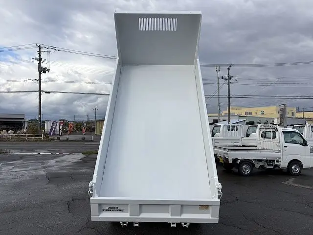 いすゞ エルフ TKG-NJR85ADの写真2