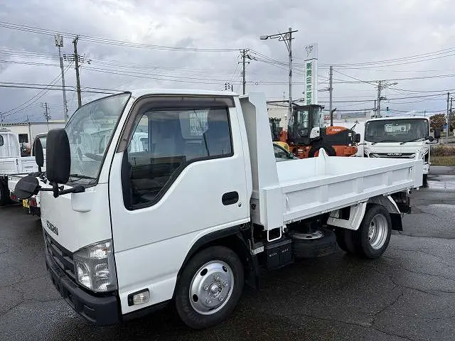 いすゞ エルフ TKG-NJR85ADの写真5