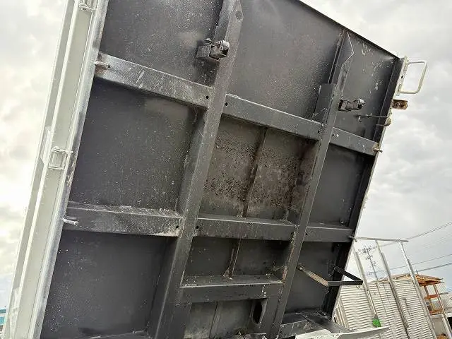 いすゞ エルフ TKG-NJR85ADの写真13