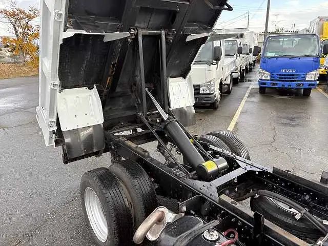 いすゞ エルフ TKG-NJR85ADの写真14