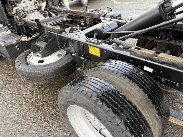 いすゞ エルフ TKG-NJR85ADの写真17