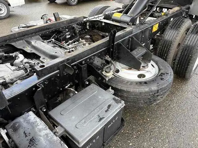 いすゞ エルフ TKG-NJR85ADの写真18