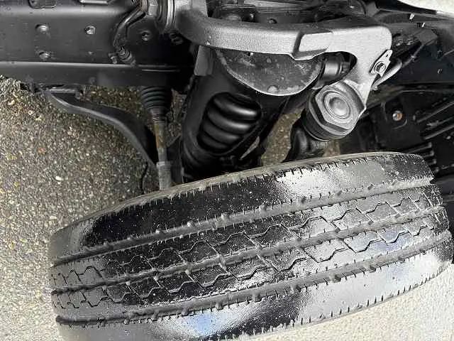 いすゞ エルフ TKG-NJR85ADの写真32