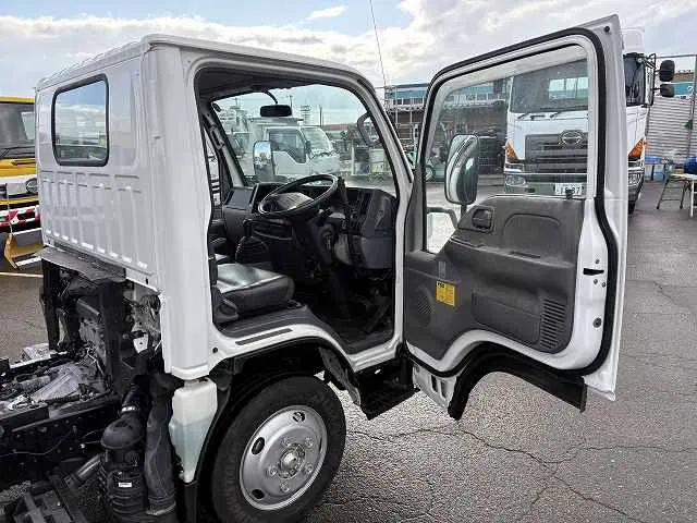 いすゞ エルフ TKG-NJR85ADの写真50