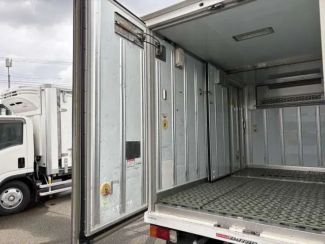 日野 デュトロ TKG-XZC600Mの写真13