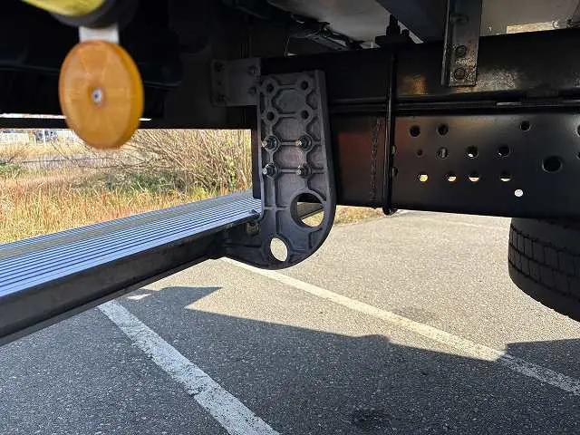 いすゞ エルフ 2RG-NPR88ANの写真21