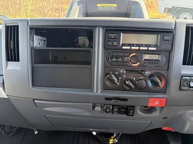 いすゞ エルフ 2RG-NPR88ANの写真47