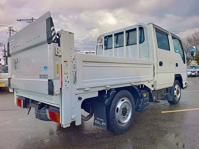 いすゞ エルフ TPG-NHS85A(4WD)の写真3