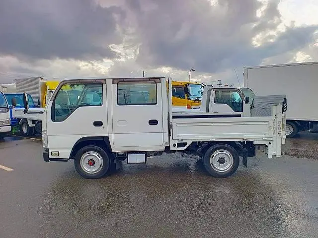 いすゞ エルフ TPG-NHS85A(4WD)の写真5