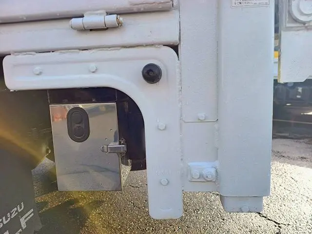 いすゞ エルフ TPG-NHS85A(4WD)の写真8