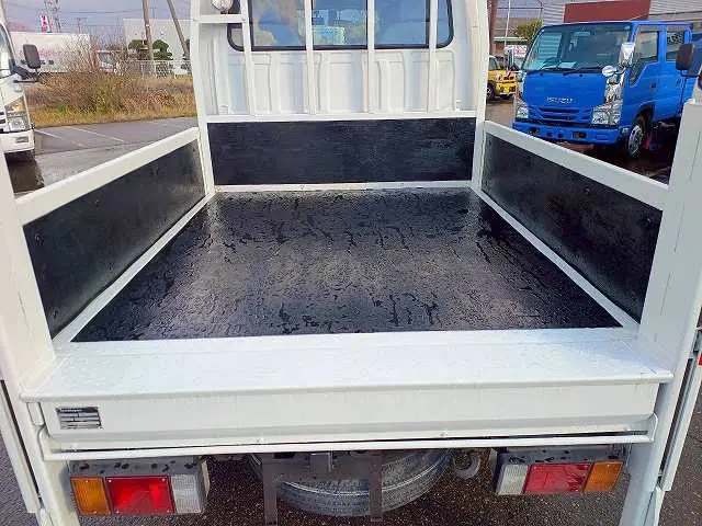 いすゞ エルフ TPG-NHS85A(4WD)の写真11