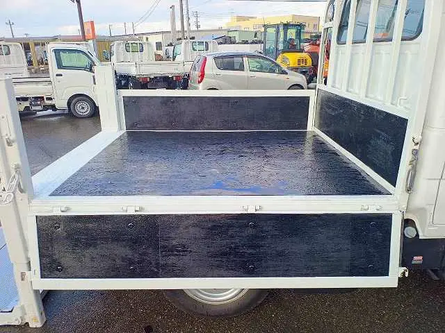 いすゞ エルフ TPG-NHS85A(4WD)の写真14