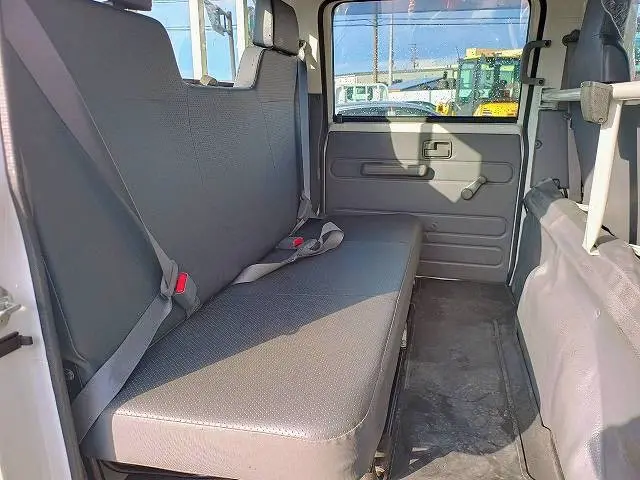 いすゞ エルフ TPG-NHS85A(4WD)の写真43