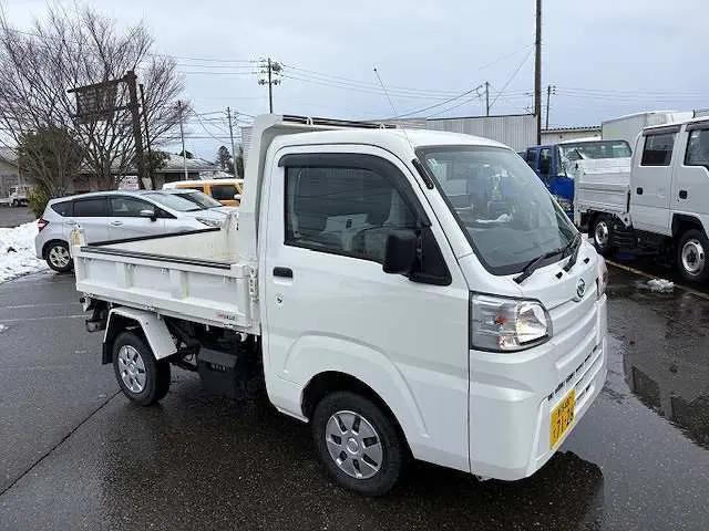 ダイハツ ハイゼットトラック 3BD-S510P(4WD)の写真2