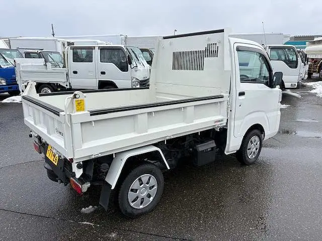 ダイハツ ハイゼットトラック 3BD-S510P(4WD)の写真3