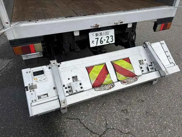 日野 デュトロ TKG-XZU695M(4WD)の写真15