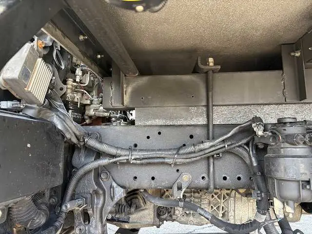 日野 デュトロ TKG-XZU695M(4WD)の写真30