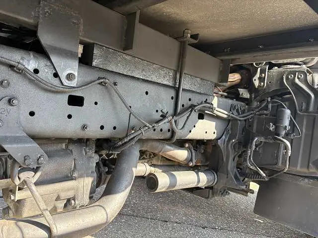 日野 デュトロ TKG-XZU695M(4WD)の写真31