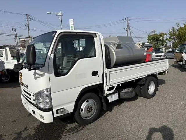 いすゞ エルフ TPG-NKS85A(4WD)の写真1