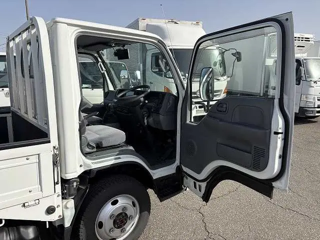いすゞ エルフ TPG-NKS85A(4WD)の写真50