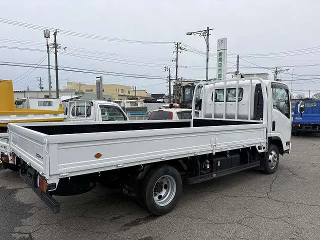 いすゞ エルフ 2PG-NPS88AR(4WD)の写真3