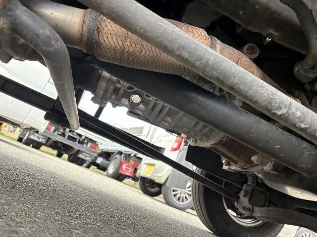 いすゞ エルフ 2PG-NPS88AR(4WD)の写真18