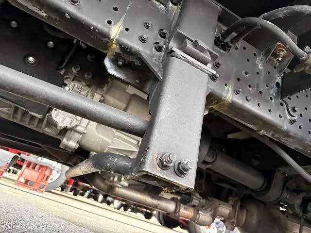 いすゞ エルフ 2PG-NPS88AR(4WD)の写真23