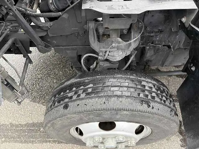 いすゞ エルフ 2PG-NPS88AR(4WD)の写真31