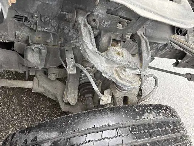 いすゞ エルフ 2PG-NPS88AR(4WD)の写真32