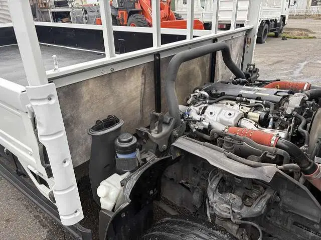 いすゞ エルフ 2PG-NPS88AR(4WD)の写真33