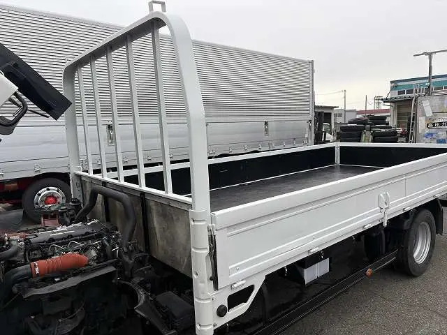 いすゞ エルフ 2PG-NPS88AR(4WD)の写真34