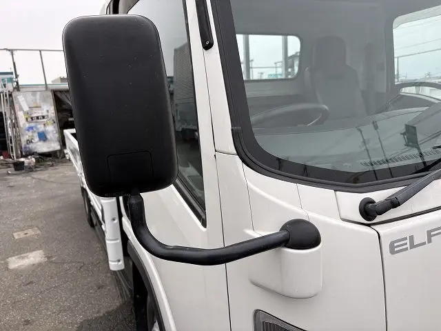 いすゞ エルフ 2PG-NPS88AR(4WD)の写真43