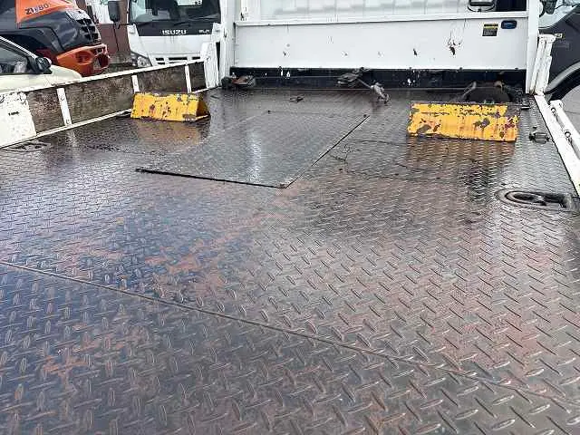 いすゞ エルフ PA-NPR81Nの写真10