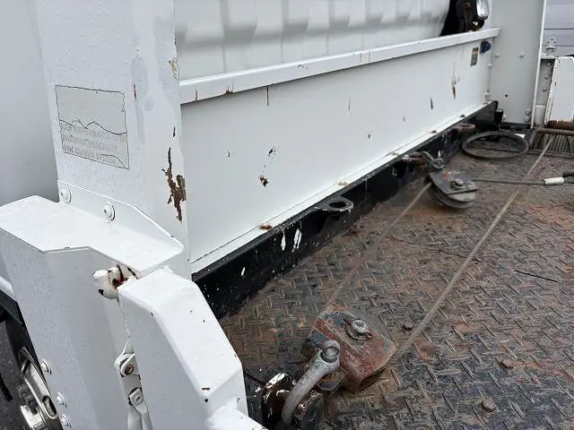 いすゞ エルフ PA-NPR81Nの写真13