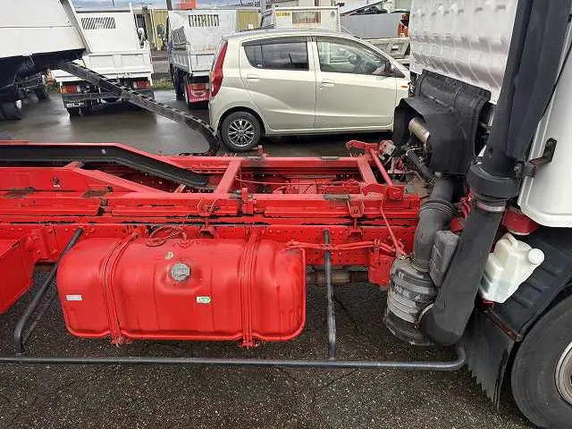 いすゞ エルフ PA-NPR81Nの写真33