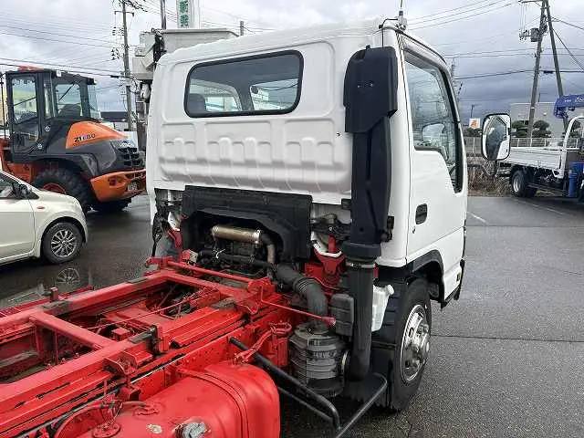 いすゞ エルフ PA-NPR81Nの写真34
