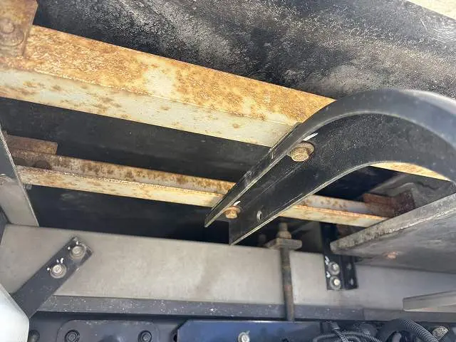 三菱 キャンター 2RG-FDA20(4WD)の写真26