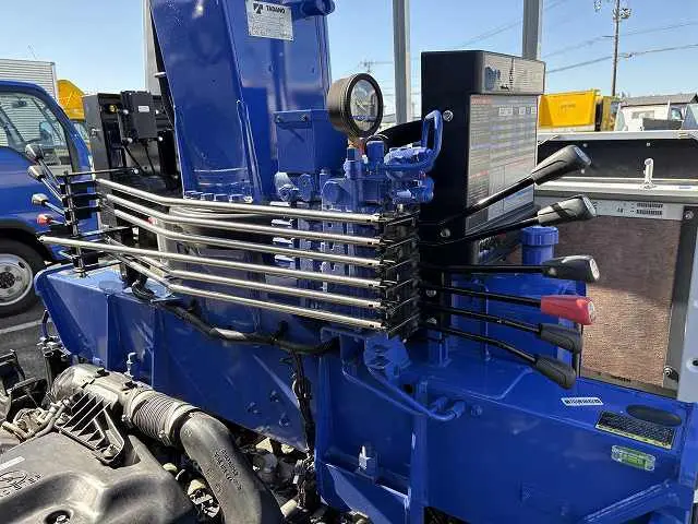 いすゞ エルフ TRG-NKR85ARの写真9