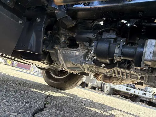 いすゞ エルフ TRG-NKR85ARの写真37