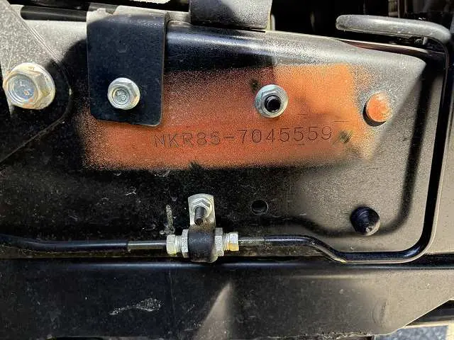 いすゞ エルフ TRG-NKR85ARの写真38