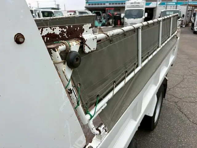 いすゞ エルフ 2RG-NJR88ADの写真6