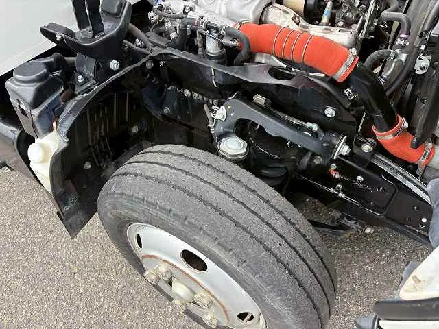 いすゞ エルフ 2RG-NJR88ADの写真36