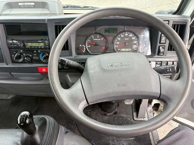 いすゞ エルフ 2RG-NJR88ADの写真46