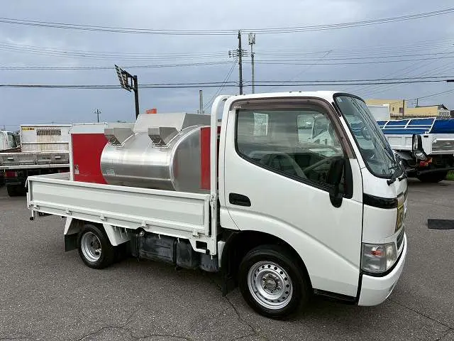 トヨタ ダイナ GE-RZY220の写真2