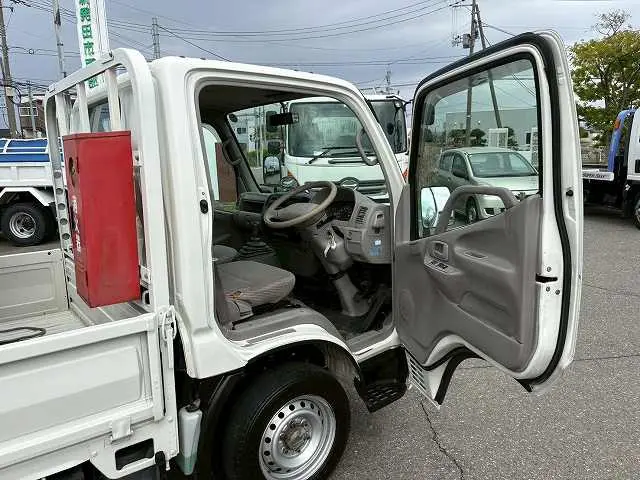 トヨタ ダイナ GE-RZY220の写真40