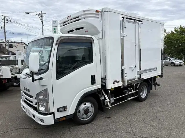 いすゞ エルフ 2RG-NLS88AN(4WD)の写真1