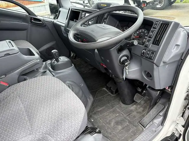 いすゞ エルフ 2RG-NLS88AN(4WD)の写真47