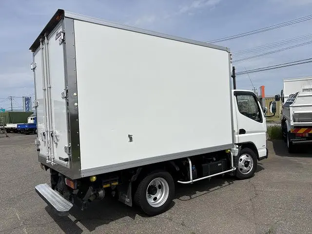三菱 キャンター 2PG-FBAV0の写真3